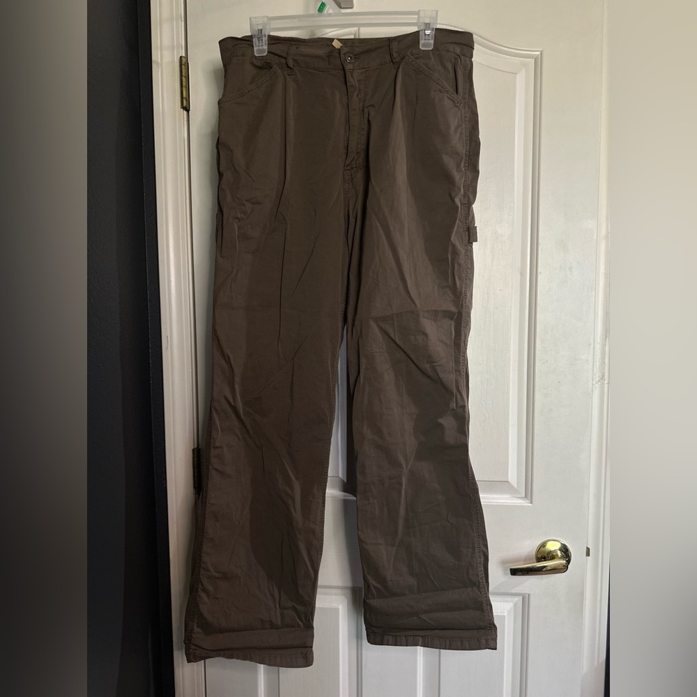 Men’s cargo pants